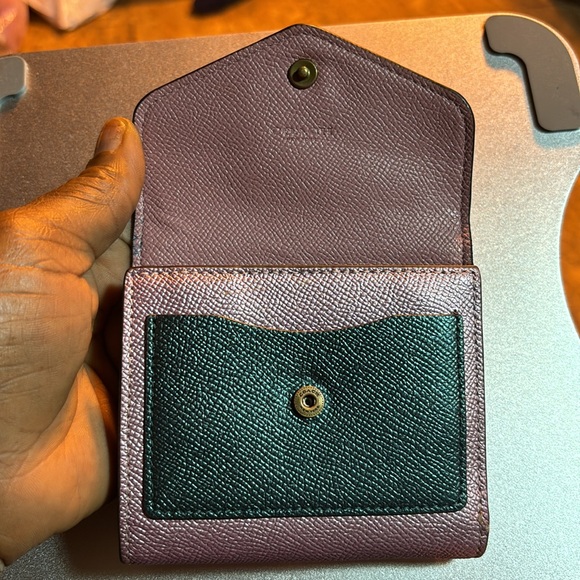 Preowned COACH Wyn Colorblock Crossgrain Leather Small Tri-fold Wallet - Picture 3 of 7